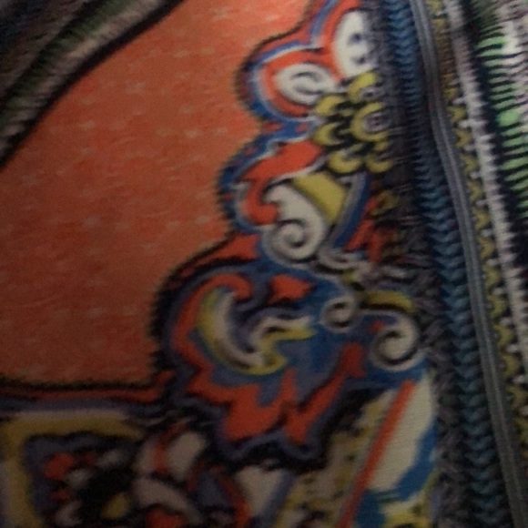 Brand new without tags asymmetrical flowy tribal tank F - Picture 6 of 8